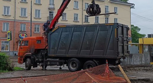 Ломовоз Услуги ломовозов от 2500 руб/час за смену взять в аренду, заказать, цены, услуги - Дегтярск