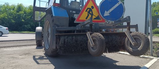 Щетка дорожная Услуги дорожной щетки на базе МТЗ взять в аренду, заказать, цены, услуги - Екатеринбург