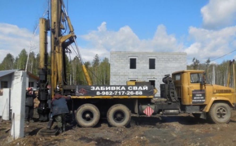 Сваебой Услуги по забивке свай. Колесный сваебой взять в аренду, заказать, цены, услуги - Екатеринбург