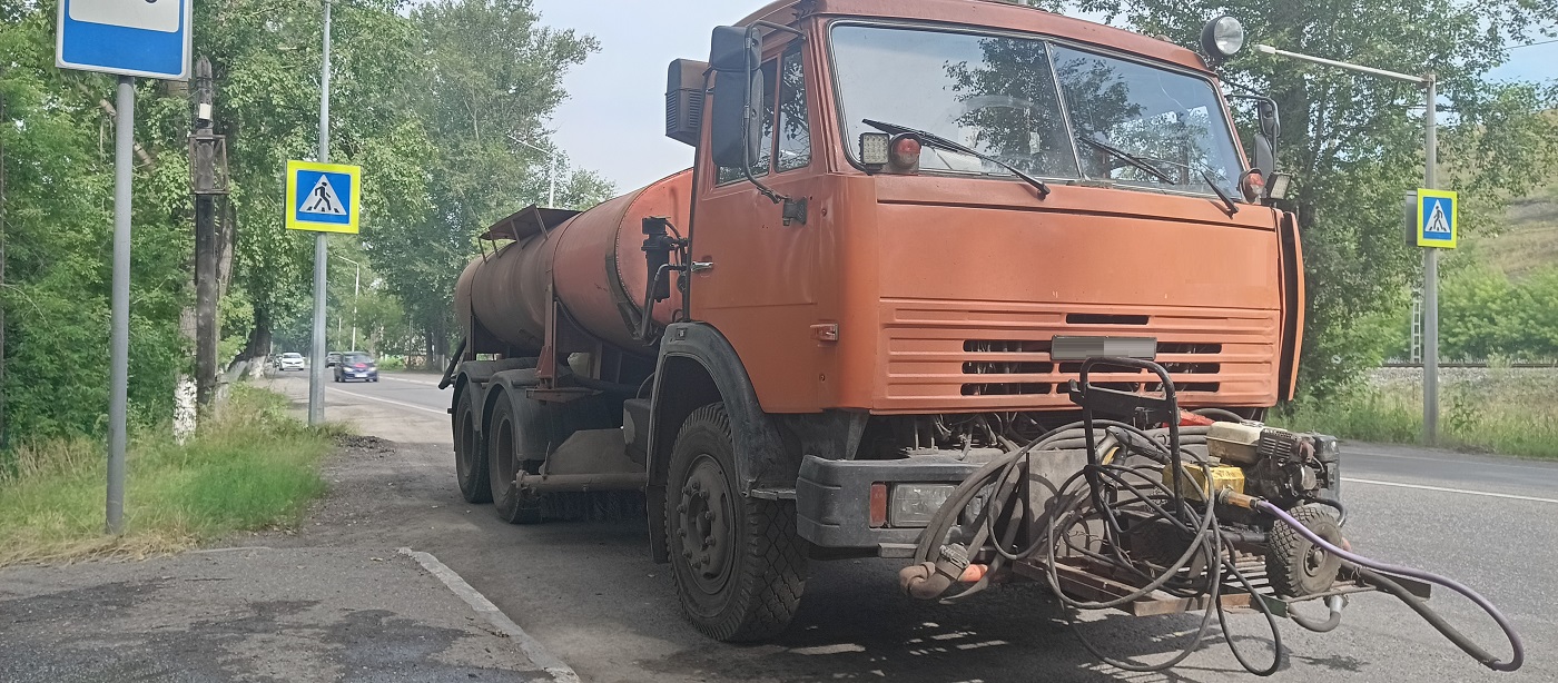 Продажа поливомоечных машин для уборки дорог и поливки зеленых насаждений в Дегтярске