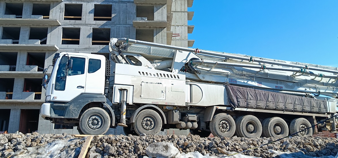 Услуги и заказ бетононасосов для заливки бетона в Арамиле