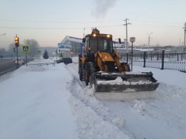 Уборка, чистка снега спецтехникой стоимость услуг и где заказать - Среднеуральск